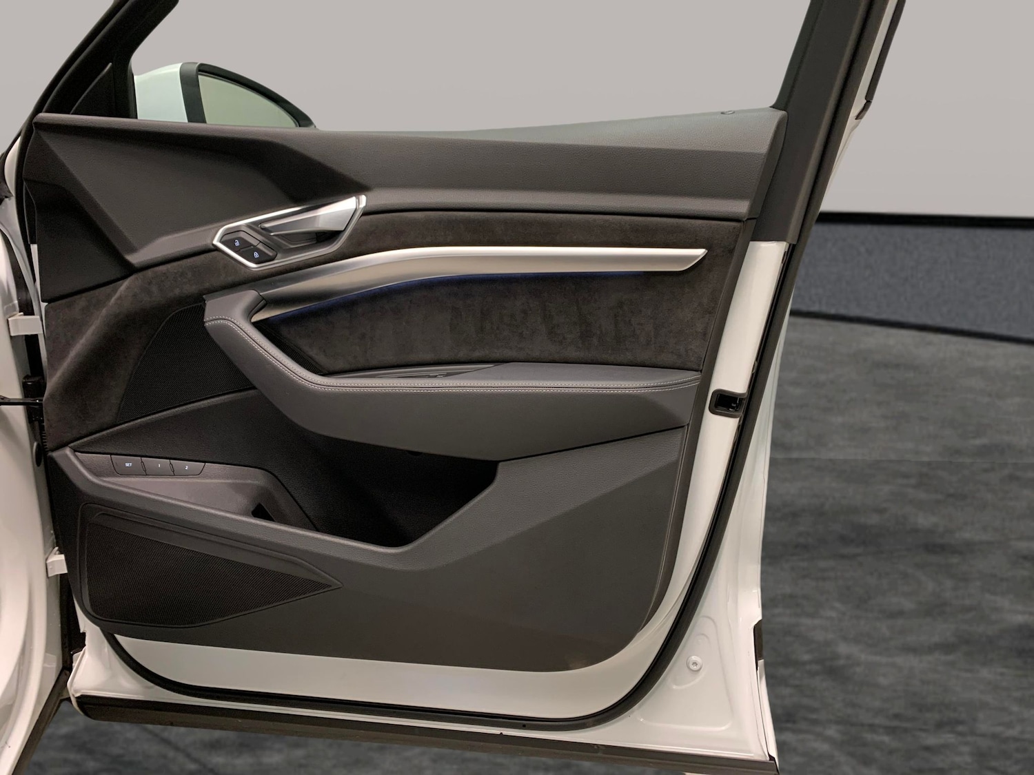 Used Audi e-tron 2020 for sale - 76580539: Photo 30