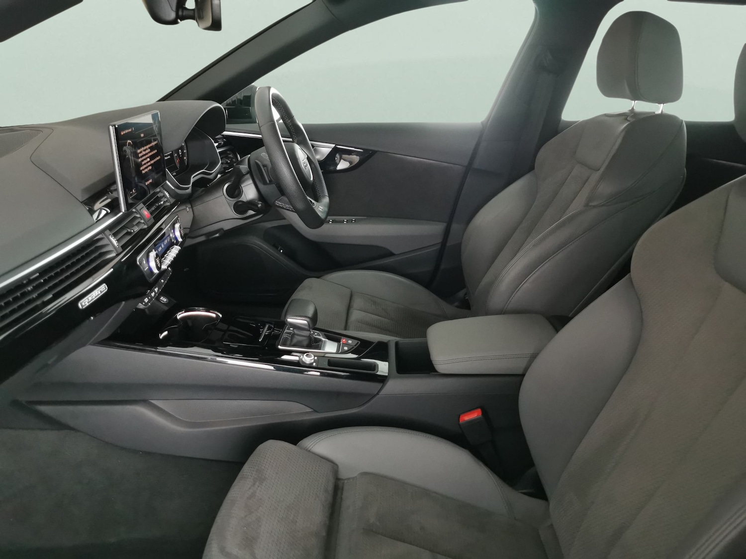 Used Audi A4 2021 for sale - 76545029: Photo 4