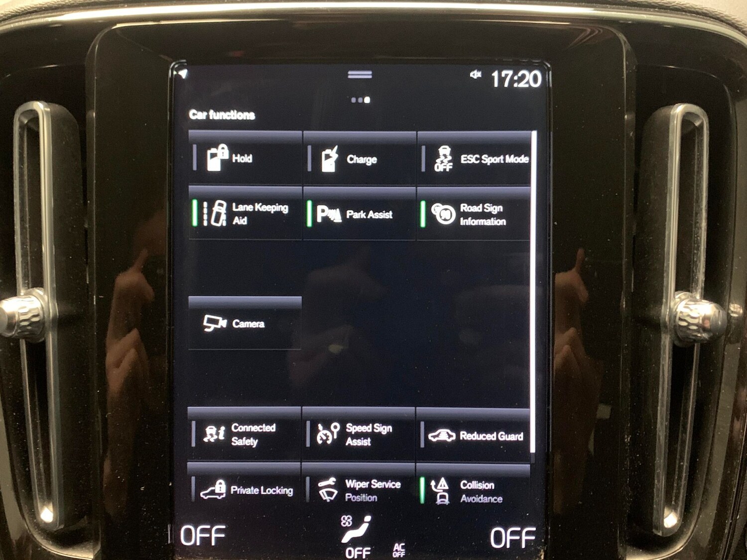 Used Volvo XC40 2022 for sale - 77639887: Photo 16