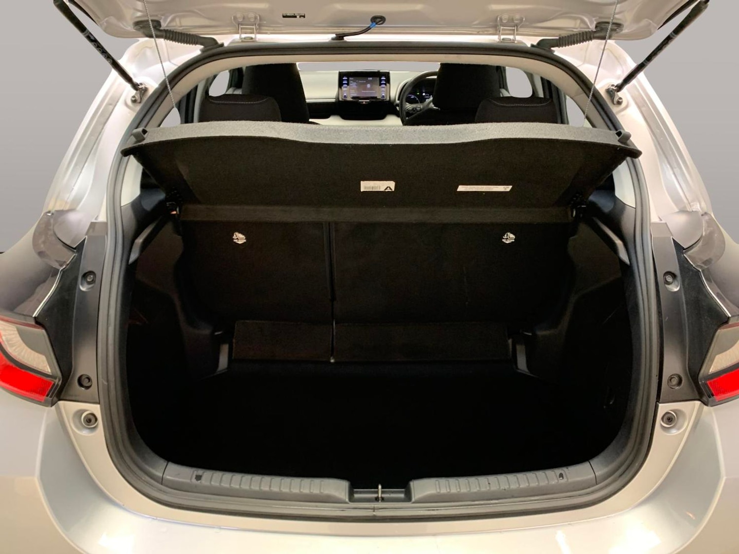 Used Toyota Yaris for sale - 77245919: Photo 29