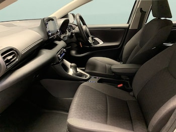 Used Toyota Yaris undefined for sale - 77245919: Photo