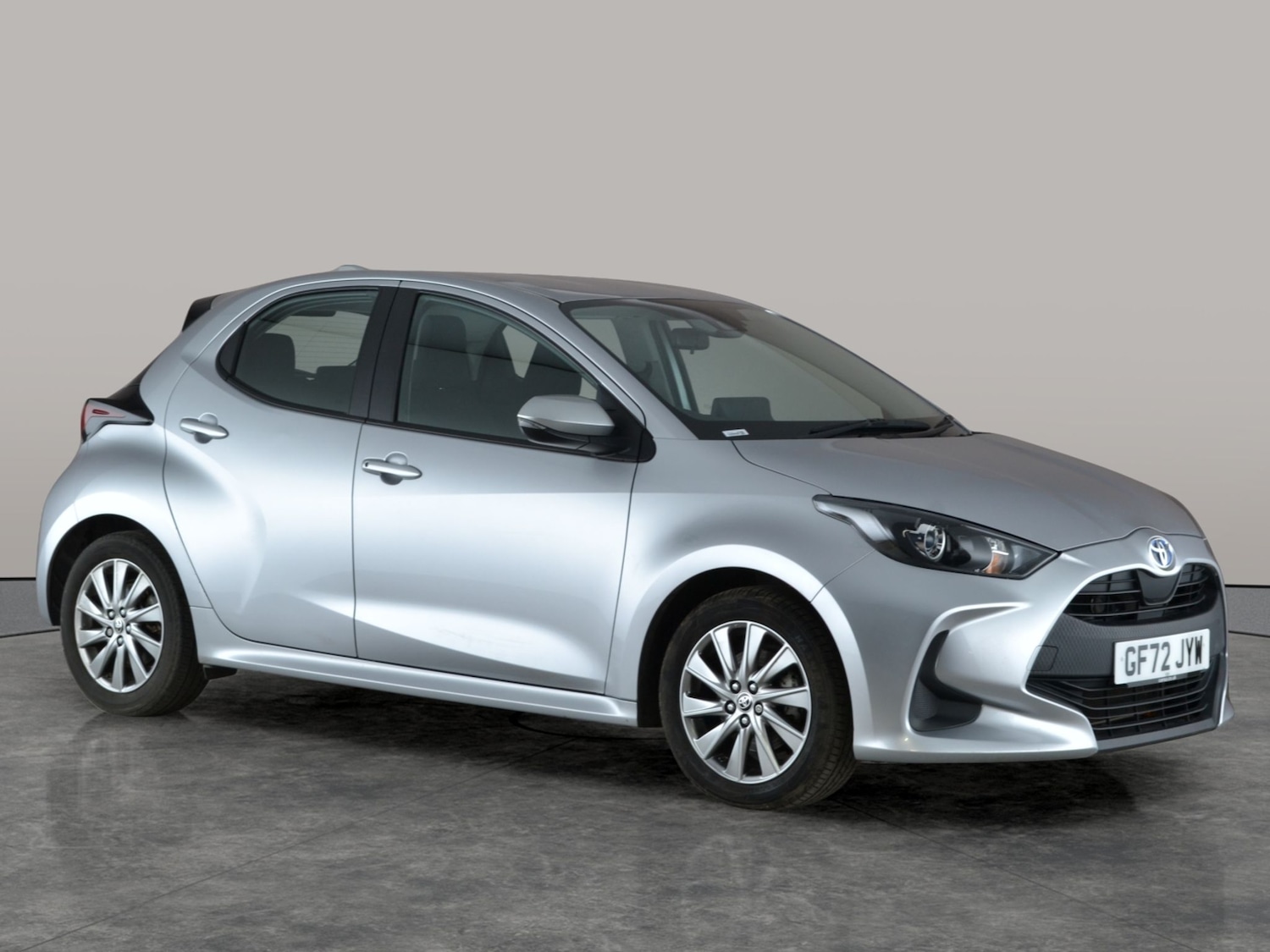 Used Toyota Yaris for sale - 77245919: Photo 8