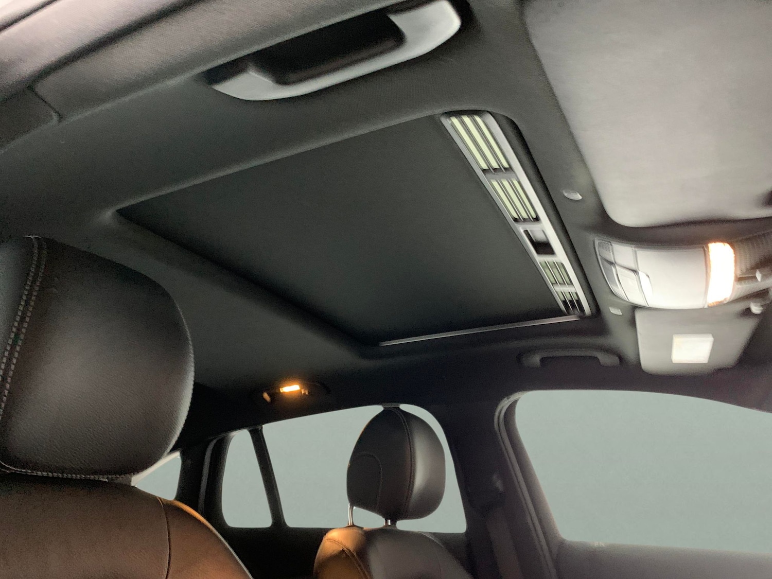 Used Mercedes-Benz EQC 2022 for sale - 77240536: Photo 16