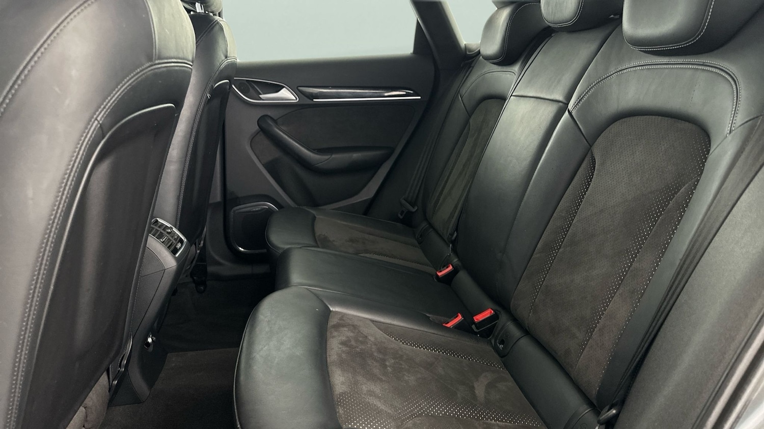 Used Audi Q3 2018 for sale - 77962953: Photo 17