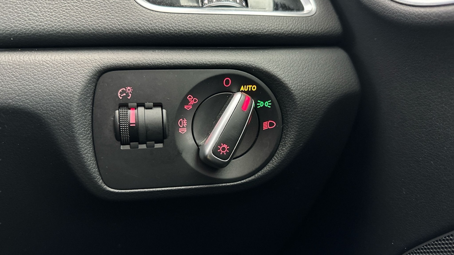 Used Audi Q3 2018 for sale - 77962953: Photo 21