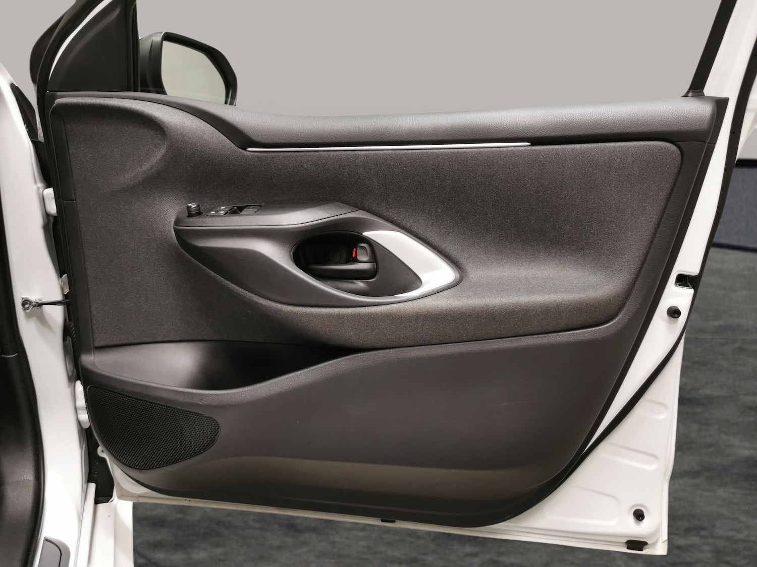 Used Toyota Yaris 2022 for sale - 77890309: Photo 26