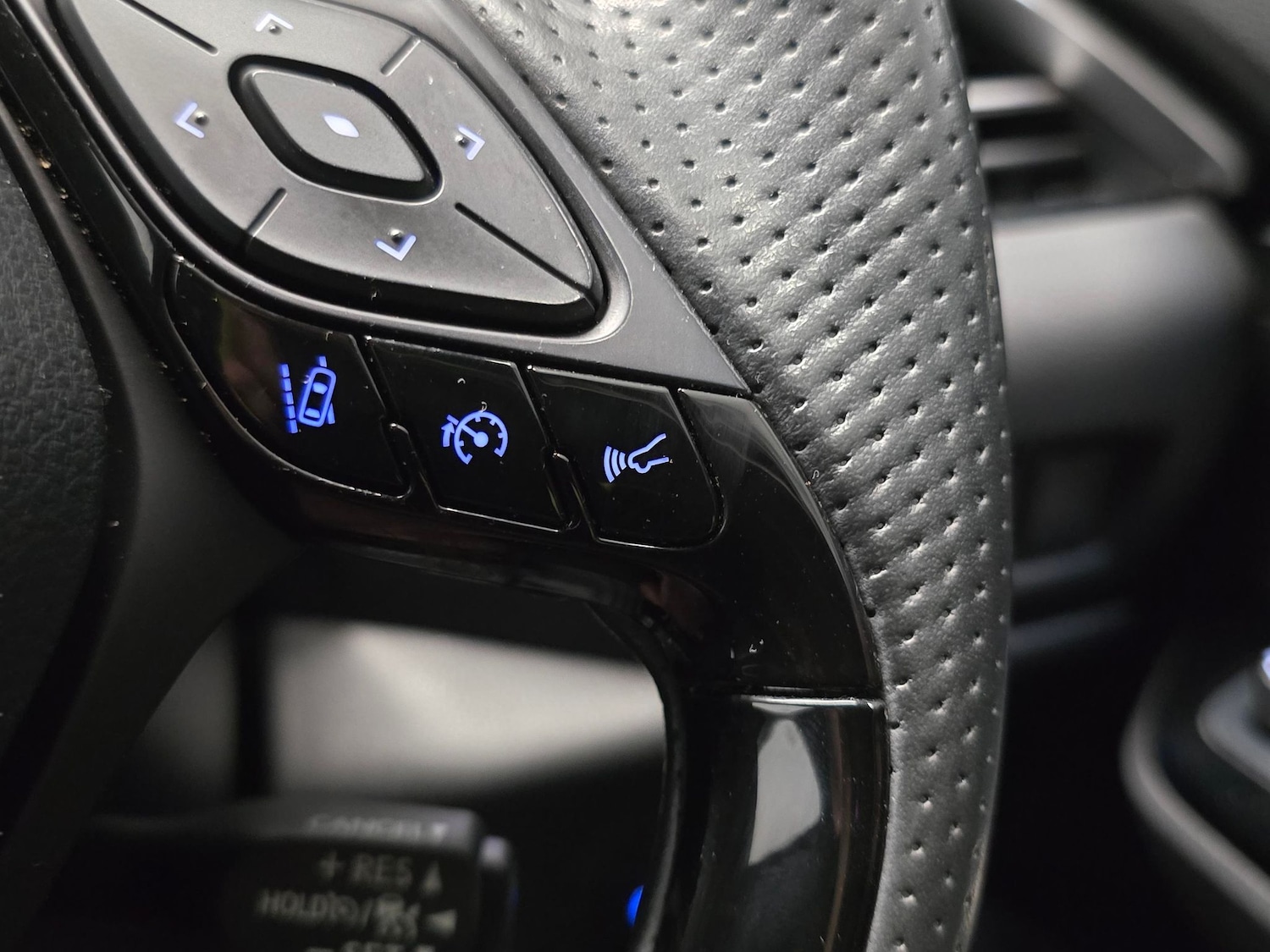 Used Toyota C-HR 2021 for sale - 77136733: Photo 21