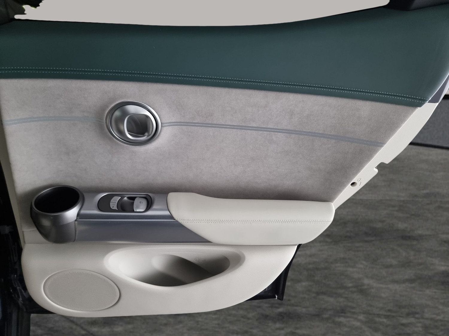 Used Genesis GV60 2023 for sale - 77398798: Photo 32