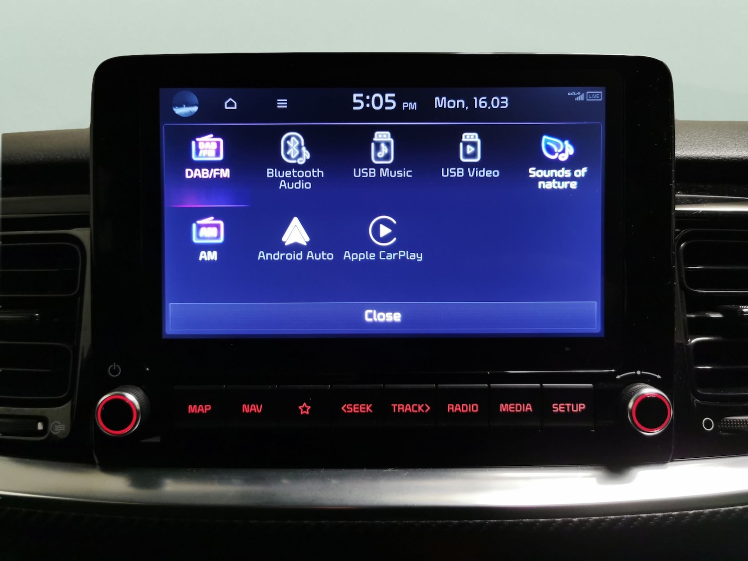 Used Kia Stonic 2023 for sale - 78122620: Photo 16