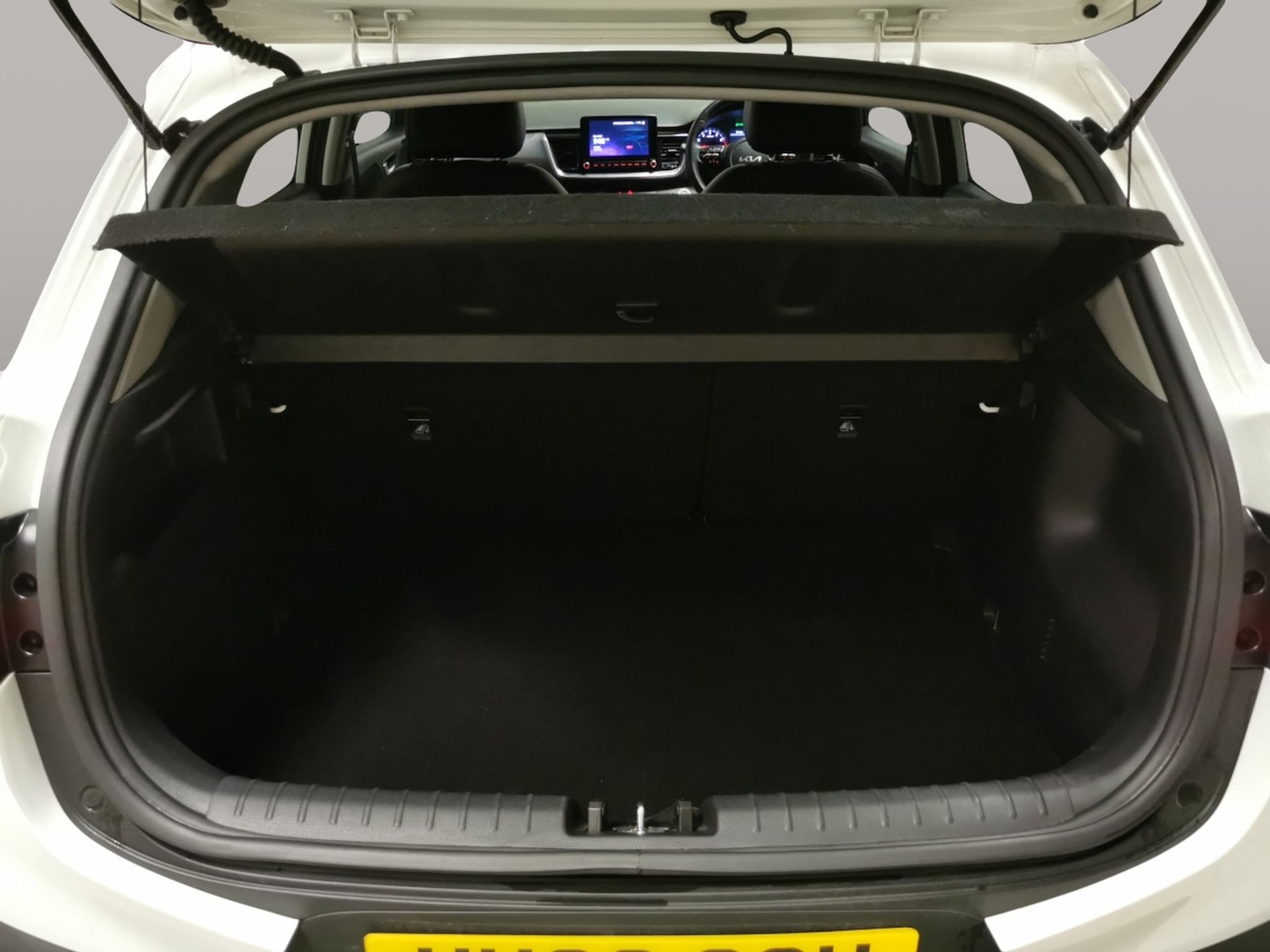 Used Kia Stonic 2023 for sale - 78122620: Photo 32