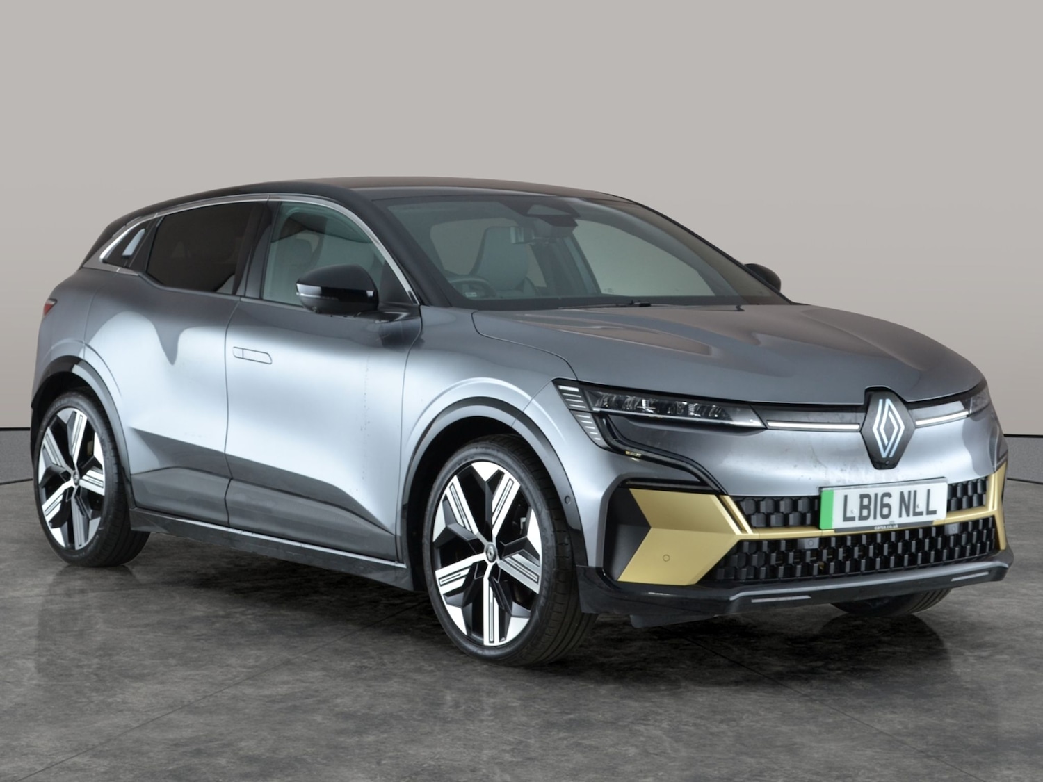 Used Renault Megane E Tech 2024 for sale - 77034071: Photo 9