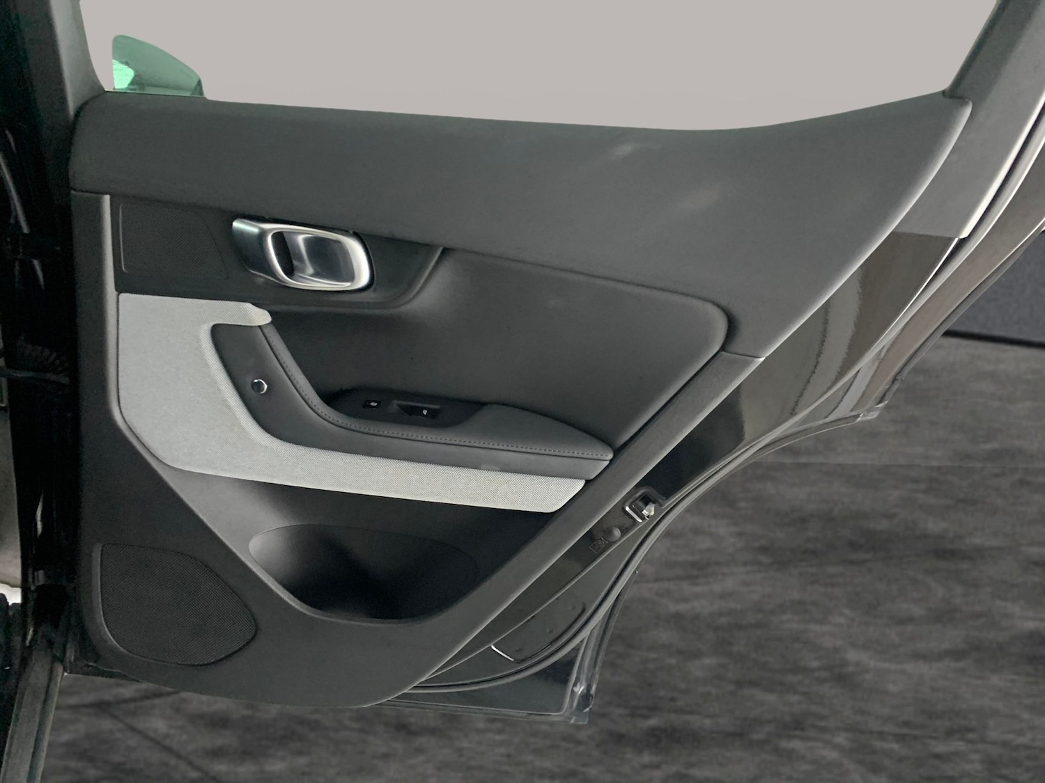 Used Polestar Polestar 2 2020 for sale - 76808173: Photo 40