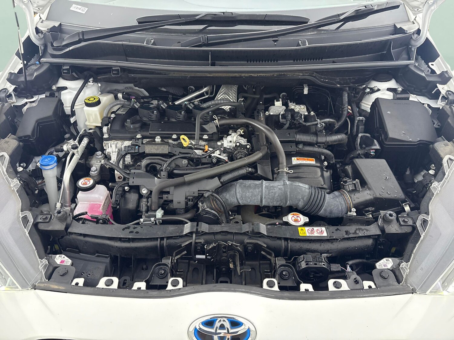 Used Toyota Yaris 2021 for sale - 76594834: Photo 32