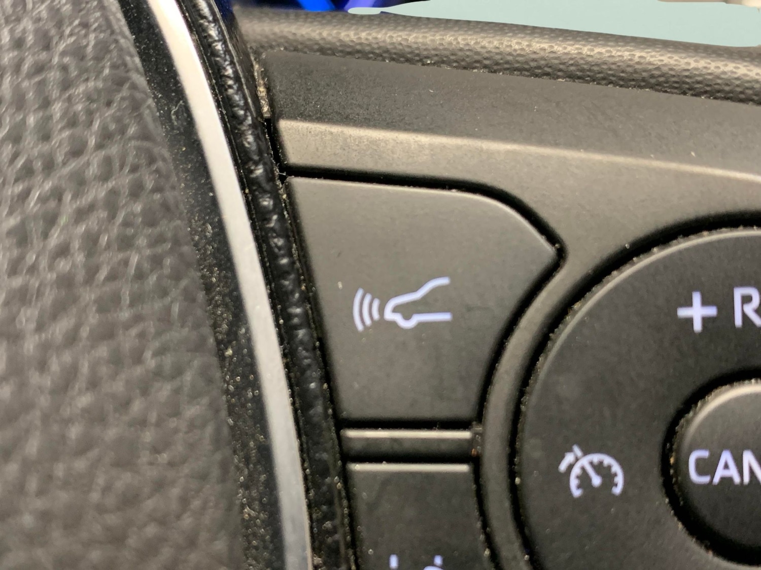 Used Toyota RAV4 2019 for sale - 76464212: Photo 27