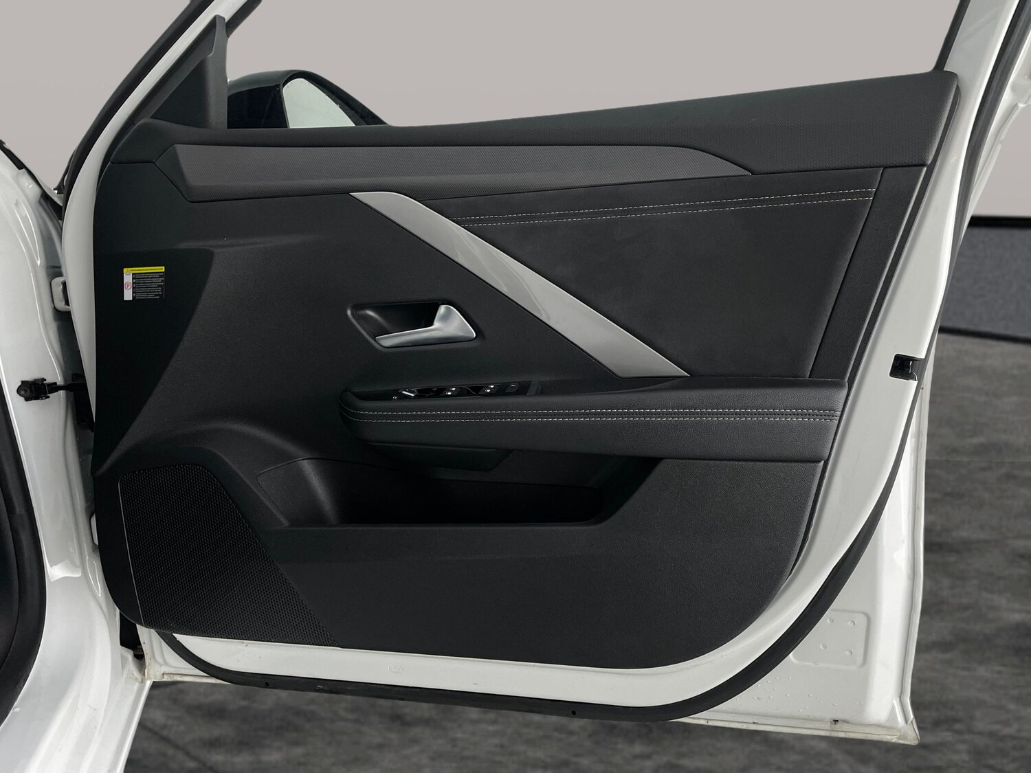 Used Vauxhall Astra 2023 for sale - 77679200: Photo 37