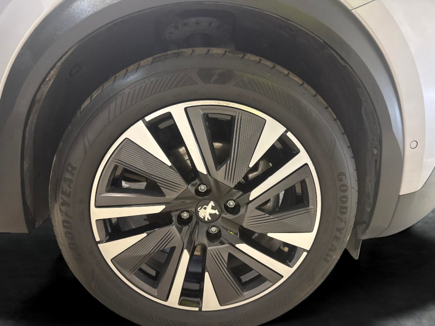 Used Peugeot 2008 2021 for sale - 77043333: Photo 25