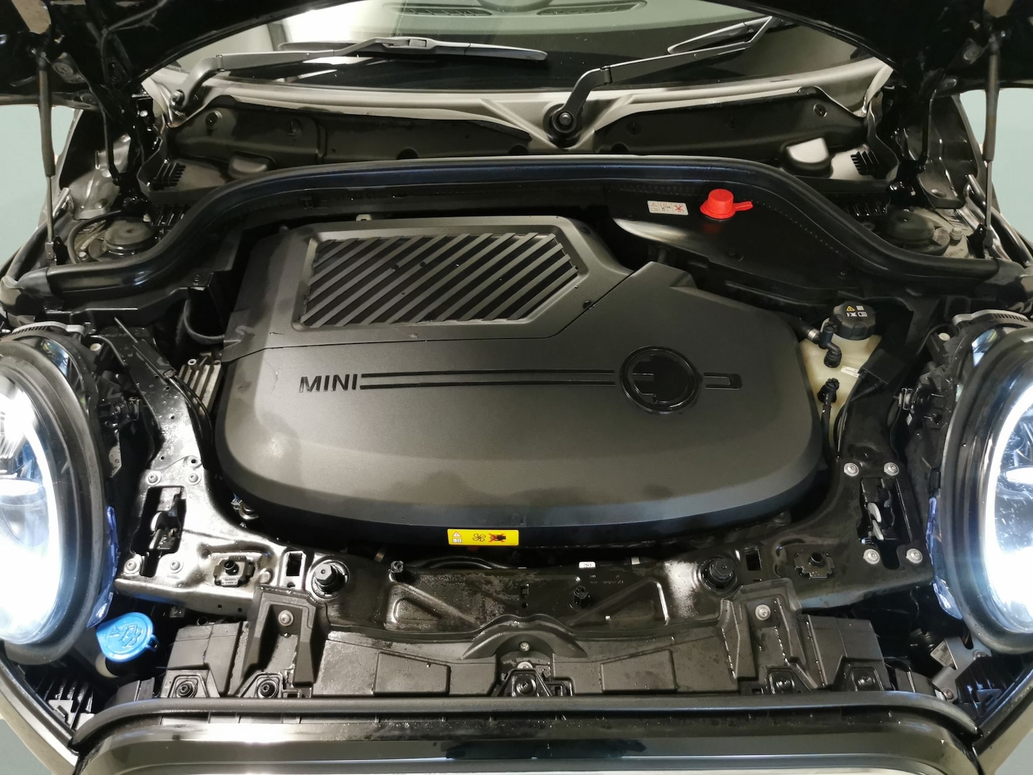 Used MINI Electric Hatch 2023 for sale - 76777830: Photo 29