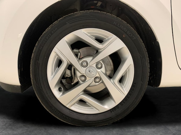 Used Hyundai i10 2022 for sale - 76310492: Photo 34