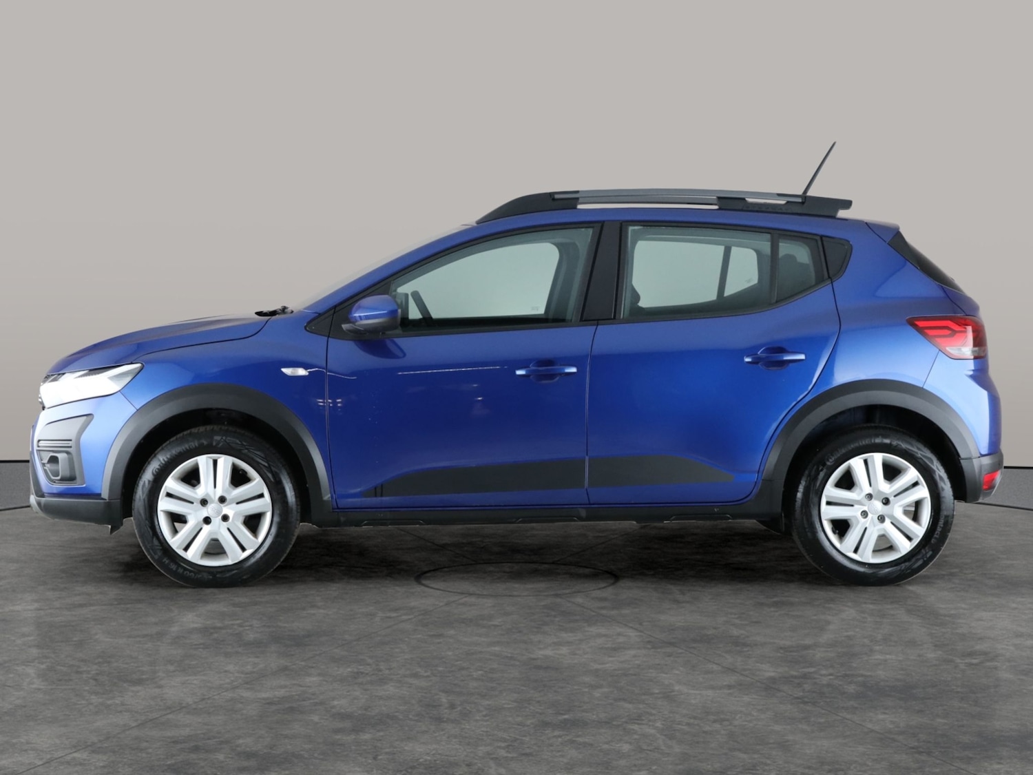 Used Dacia Sandero Stepway 2024 for sale - 77127874: Photo 12
