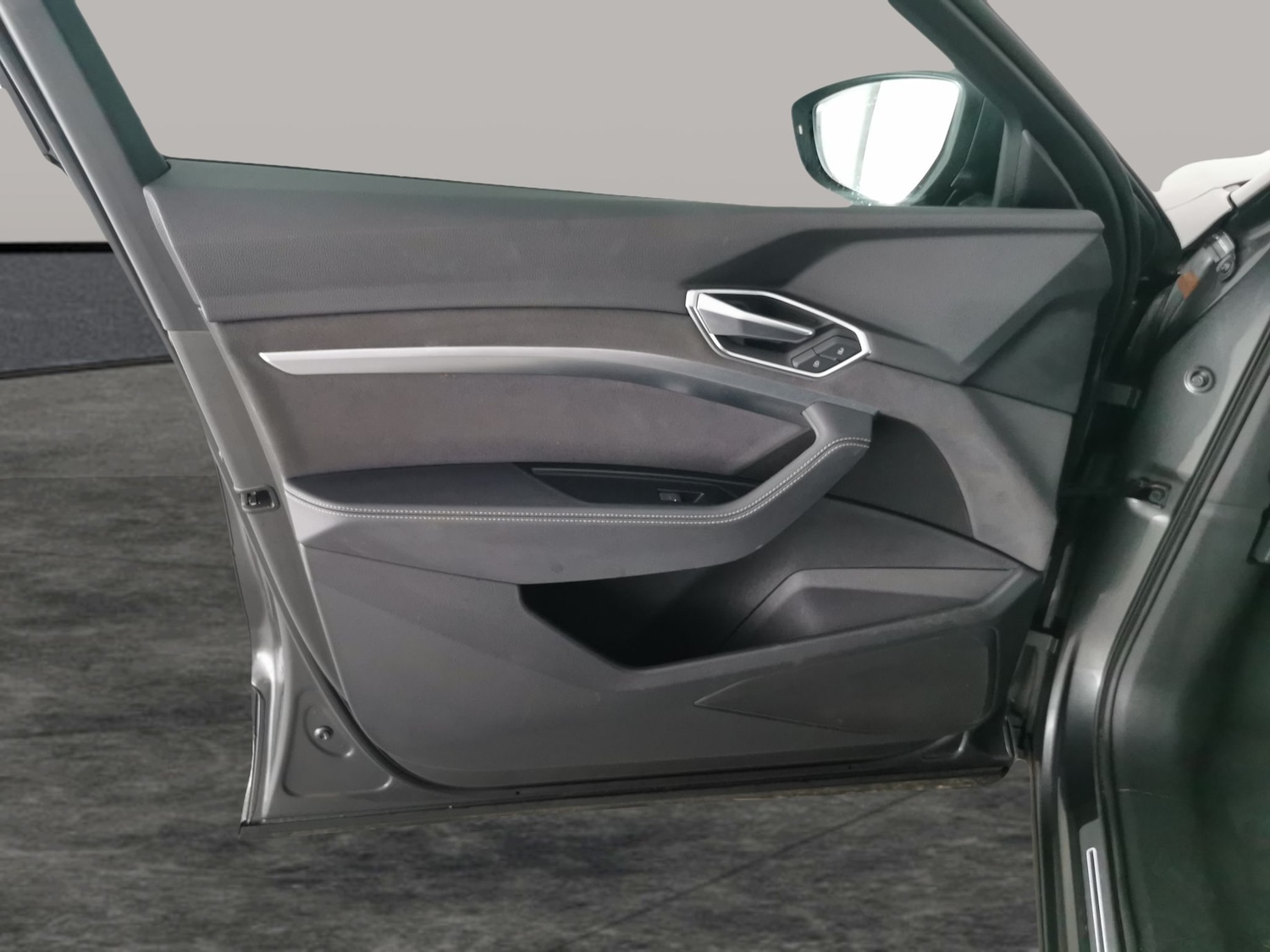 Used Audi e-tron 2022 for sale - 77180343: Photo 34