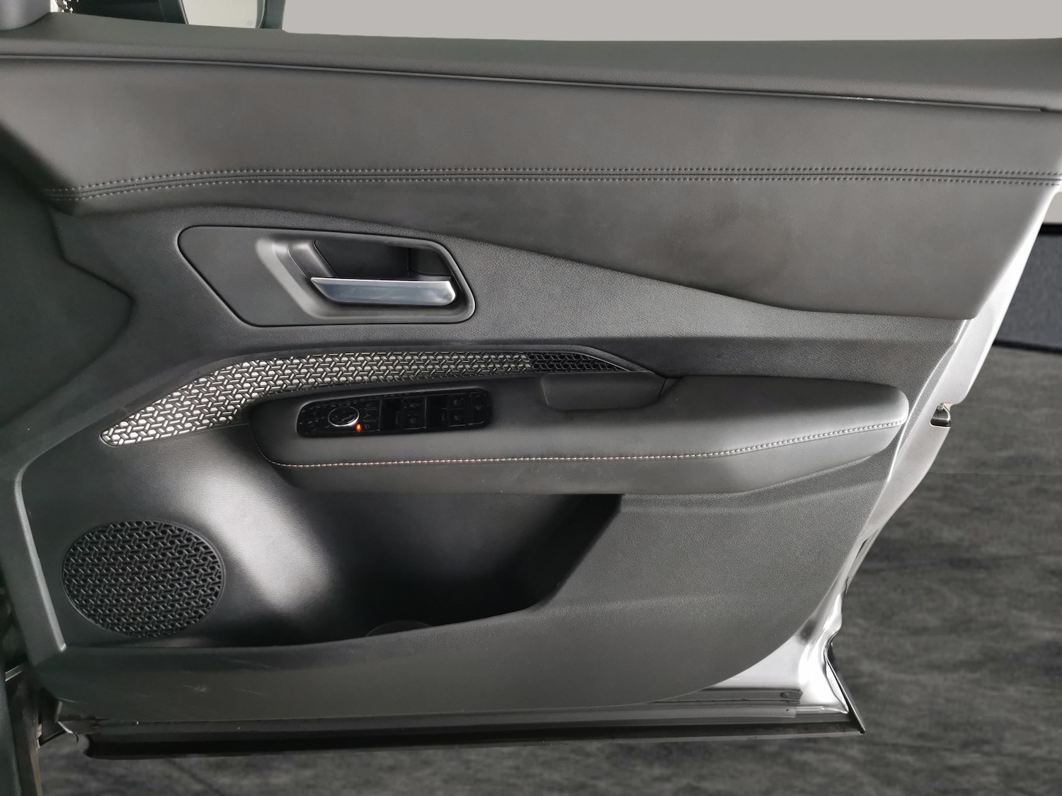 Used Nissan ARIYA 2022 for sale - 76941153: Photo 36