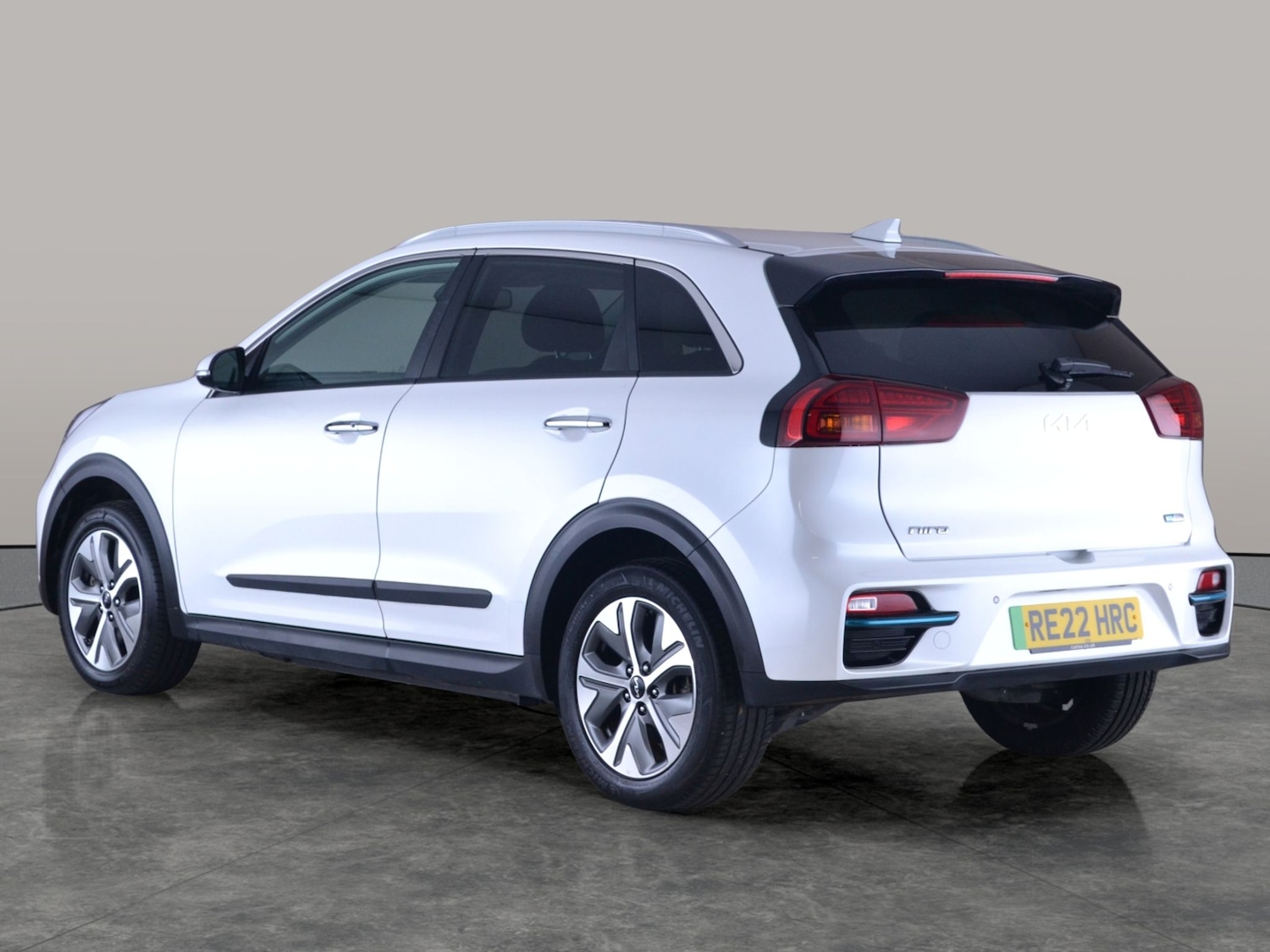 Used Kia Niro 2022 for sale - 76980530: Photo 12