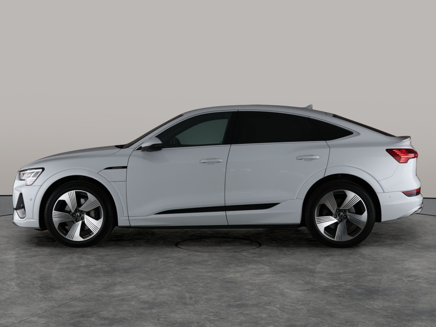 Used Audi e-tron 2022 for sale - 76194305: Photo 17