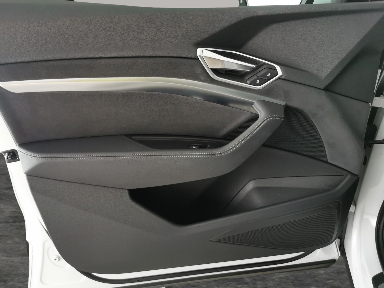 Used Audi e-tron 2022 for sale - 76194305: Photo 38