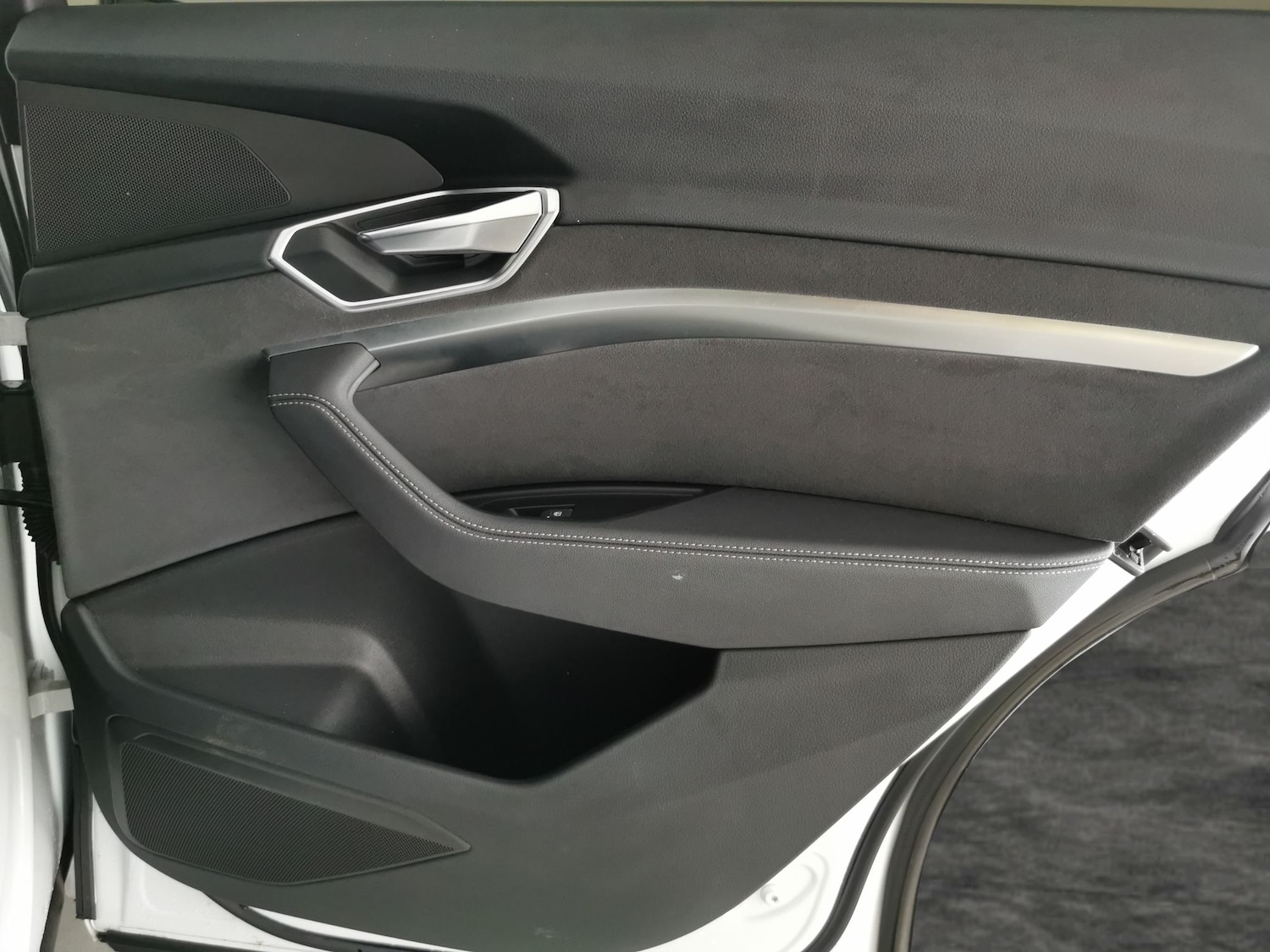 Used Audi e-tron 2022 for sale - 76194305: Photo 41