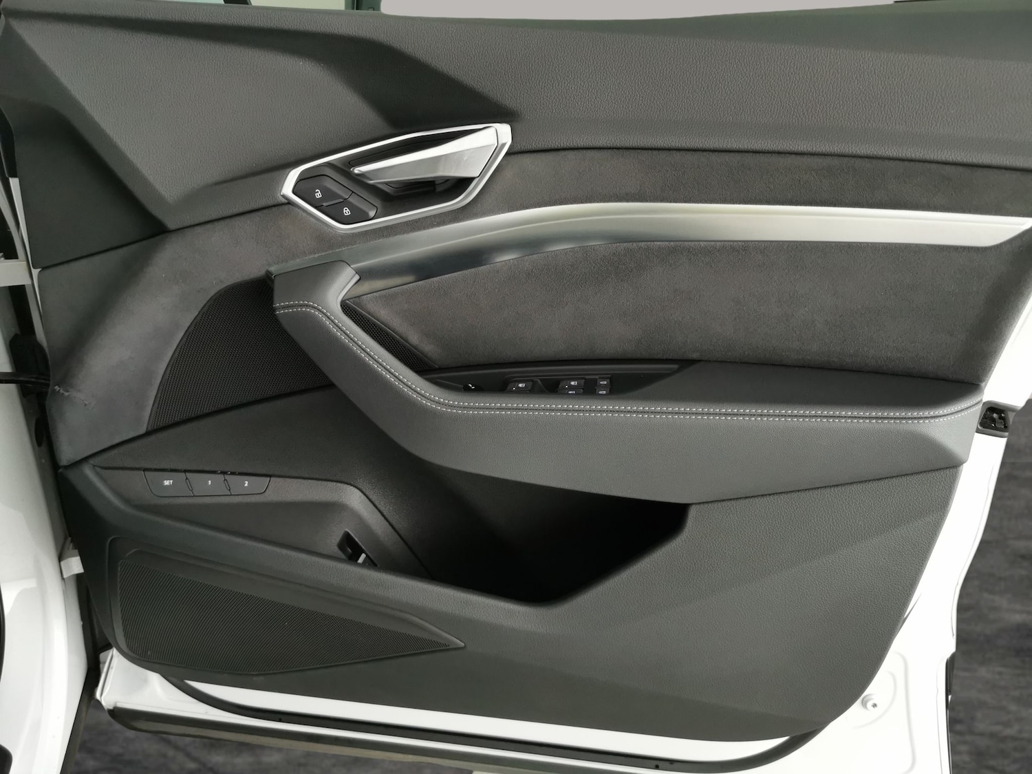 Used Audi e-tron 2022 for sale - 76194305: Photo 42