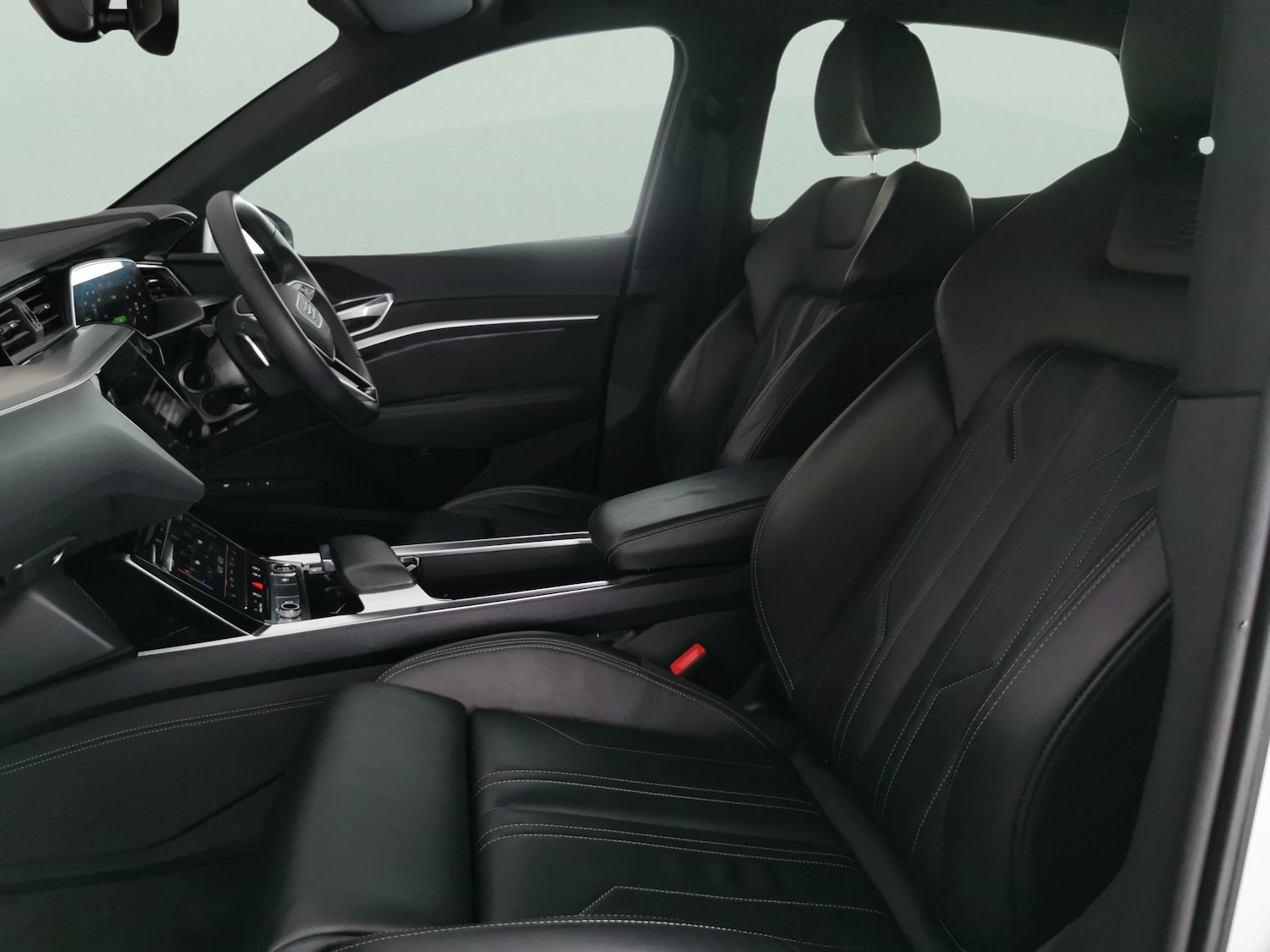 Used Audi e-tron 2022 for sale - 76194305: Photo 6