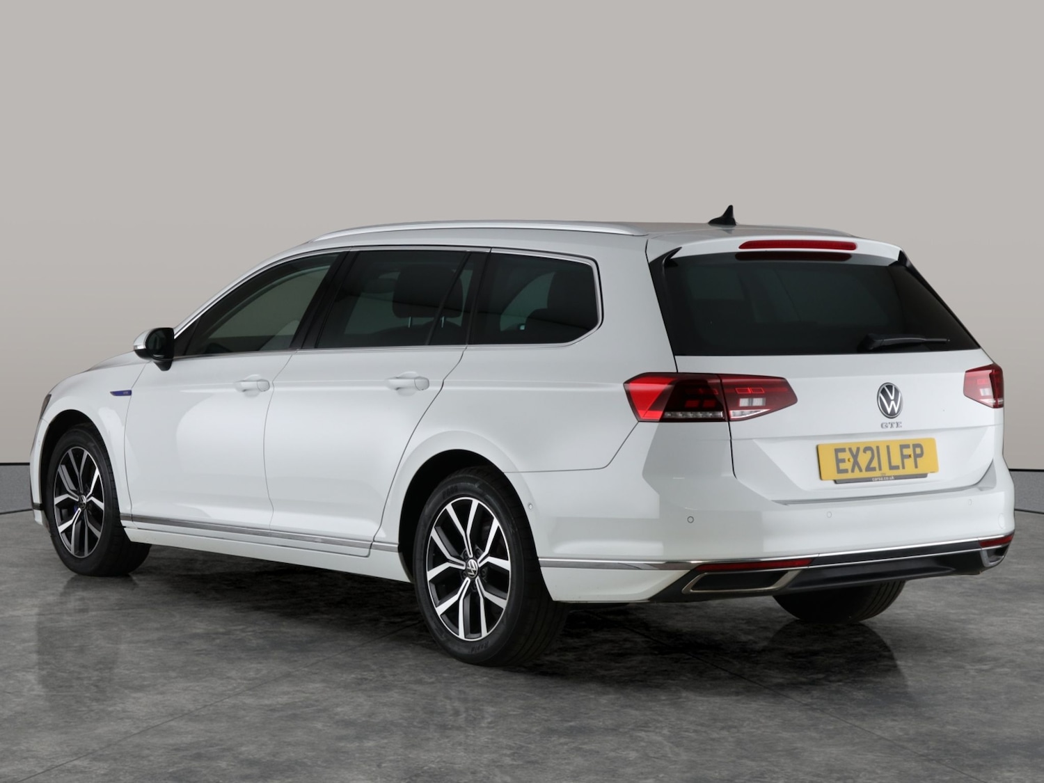 Used Volkswagen Passat 2021 for sale - 76542637: Photo 14