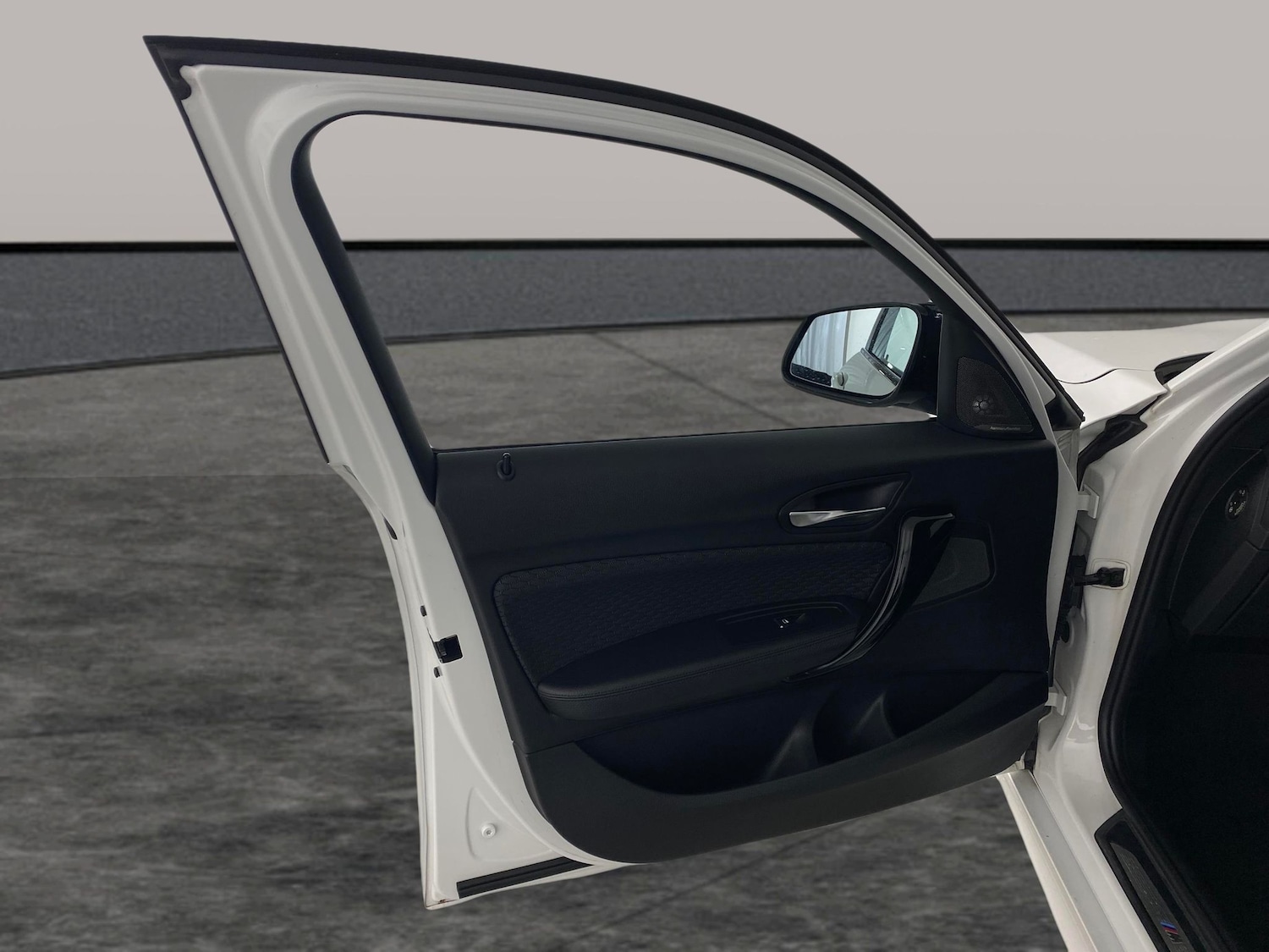 Used BMW 1 Series 2018 for sale - 76640842: Photo 21