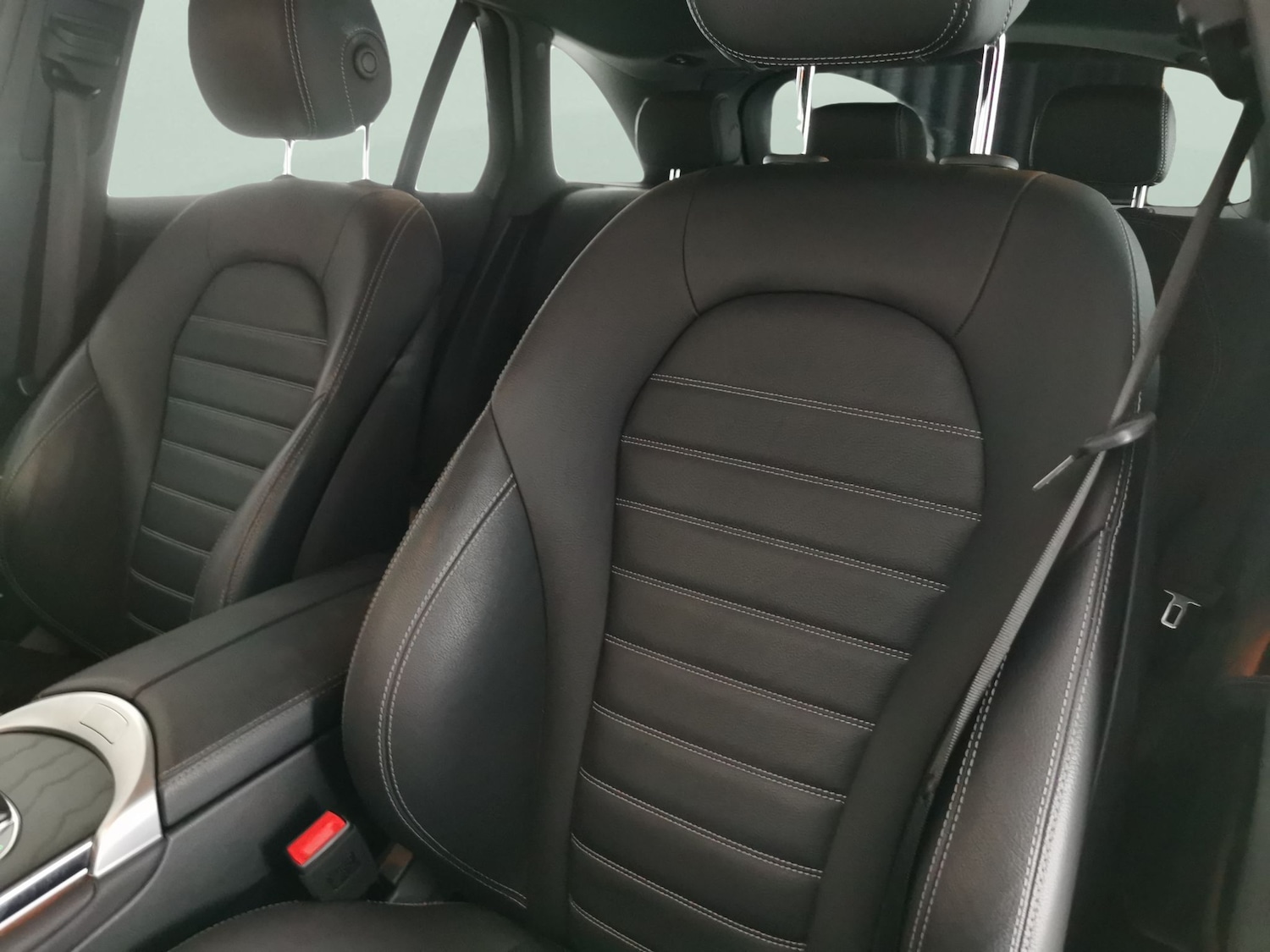 Used Mercedes-Benz GLC 2022 for sale - 77134327: Photo 5