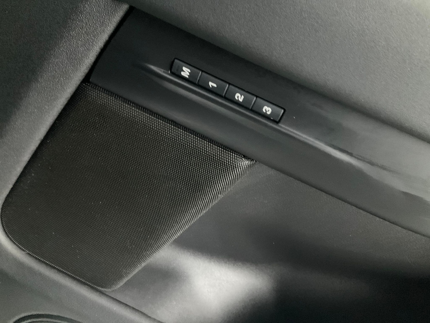 Used Land Rover Range Rover Evoque 2023 for sale - 76978203: Photo 16