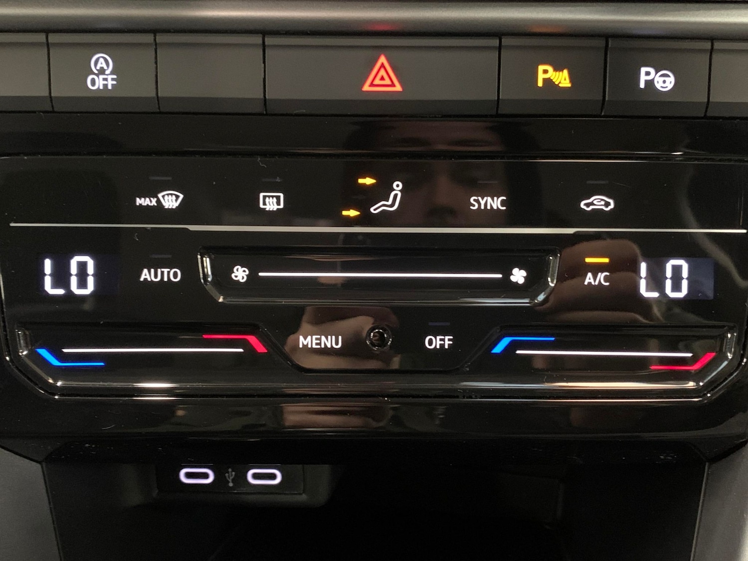 Used Volkswagen T-Roc 2022 for sale - 76588908: Photo 16