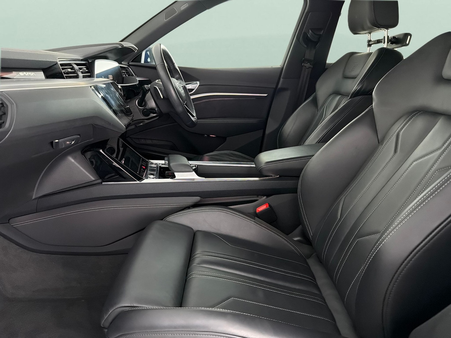 Used Audi e-tron 2021 for sale - 77106333: Photo 4