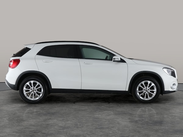 Used Mercedes-Benz GLA 2018 for sale - 76310568: Photo 10