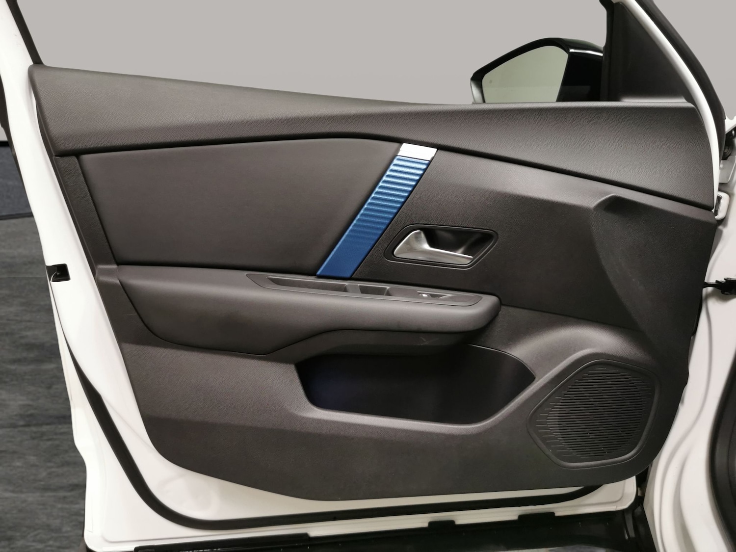 Used Citroen e-C4 2021 for sale - 76587356: Photo 26