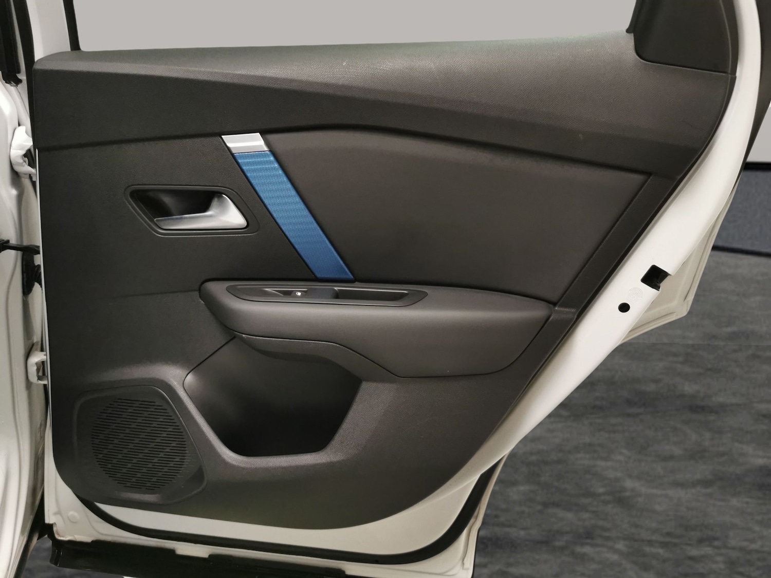 Used Citroen e-C4 2021 for sale - 76587356: Photo 28