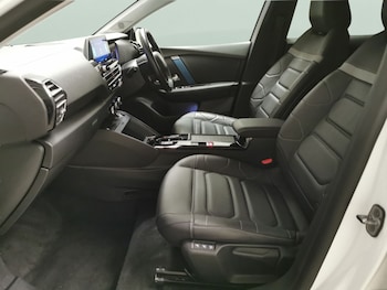 Used Citroen e-C4 2021 for sale - 76587356: Photo