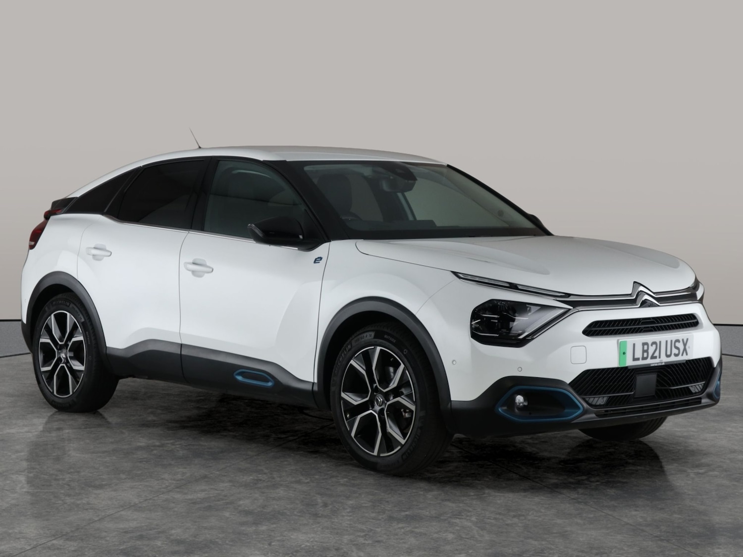 Used Citroen e-C4 2021 for sale - 76587356: Photo 8