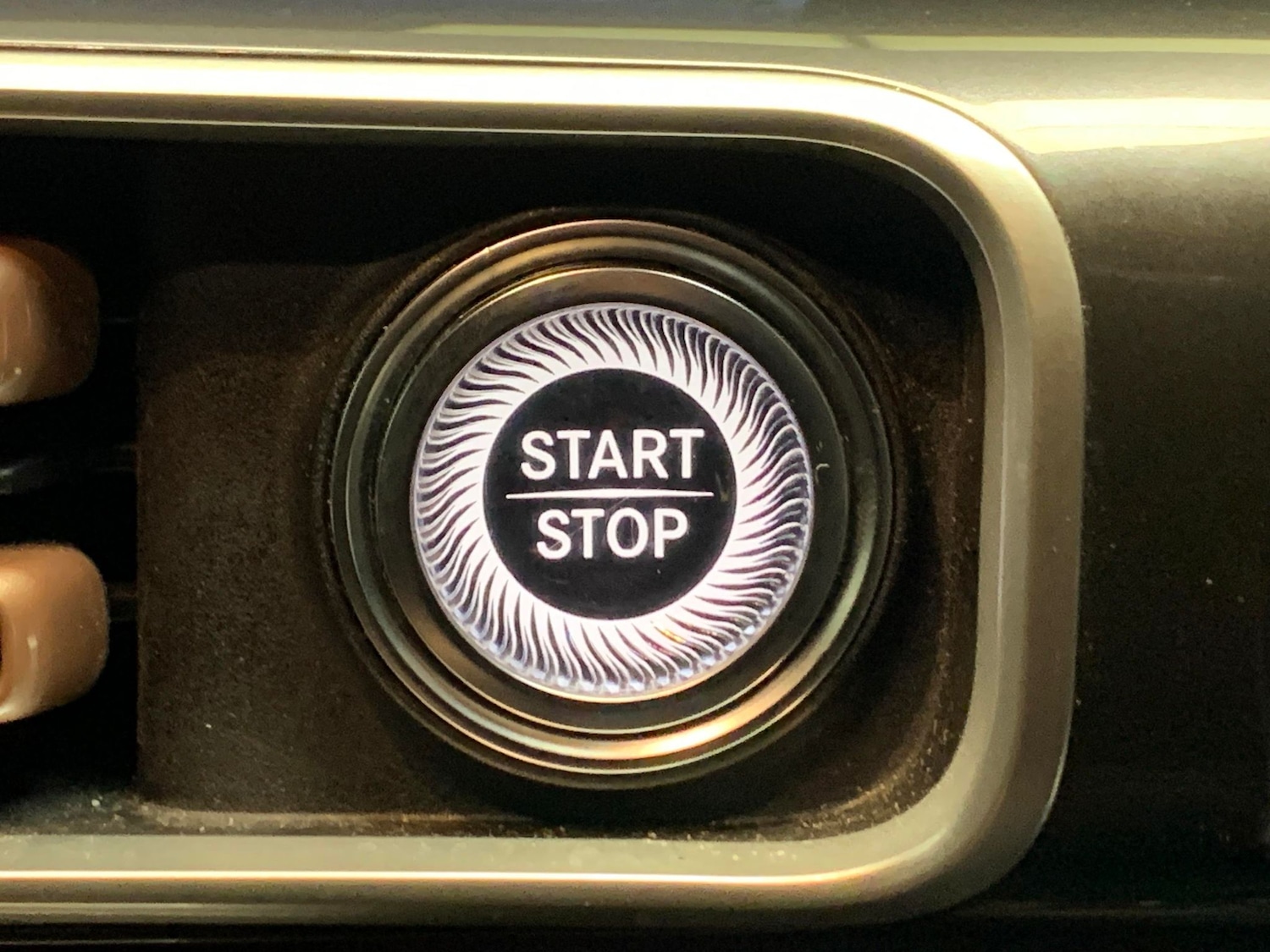 Used Mercedes-Benz EQC 2023 for sale - 76438334: Photo 29