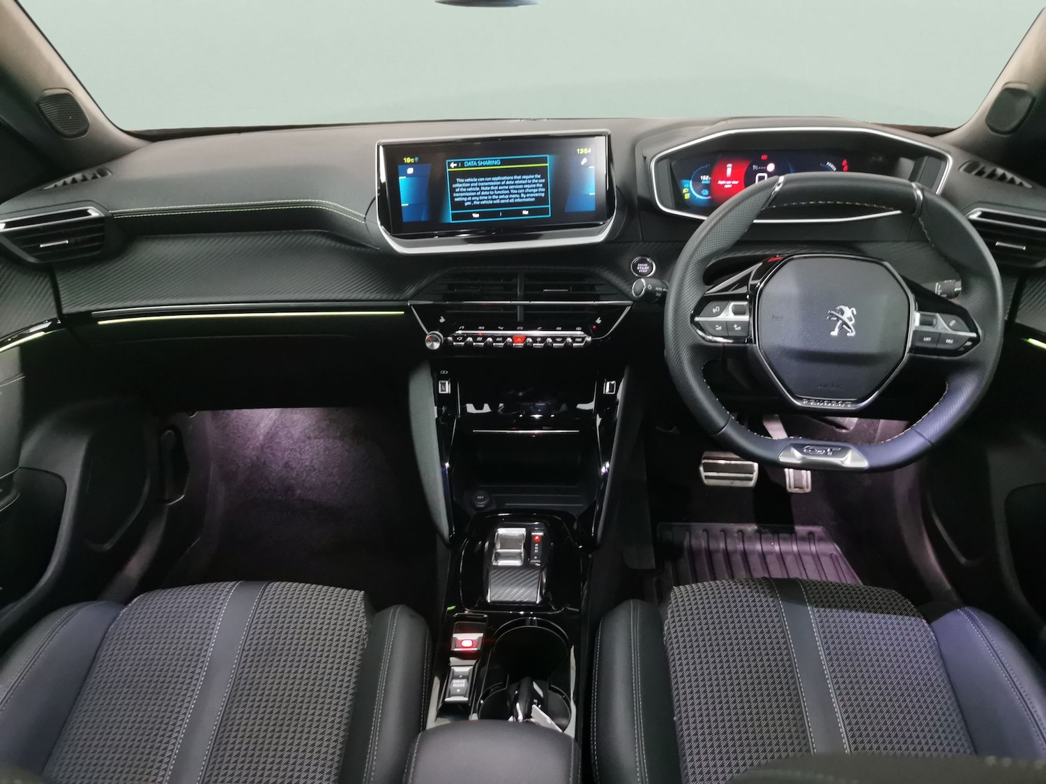 Used Peugeot E-2008 2023 for sale - 76943106: Photo 7