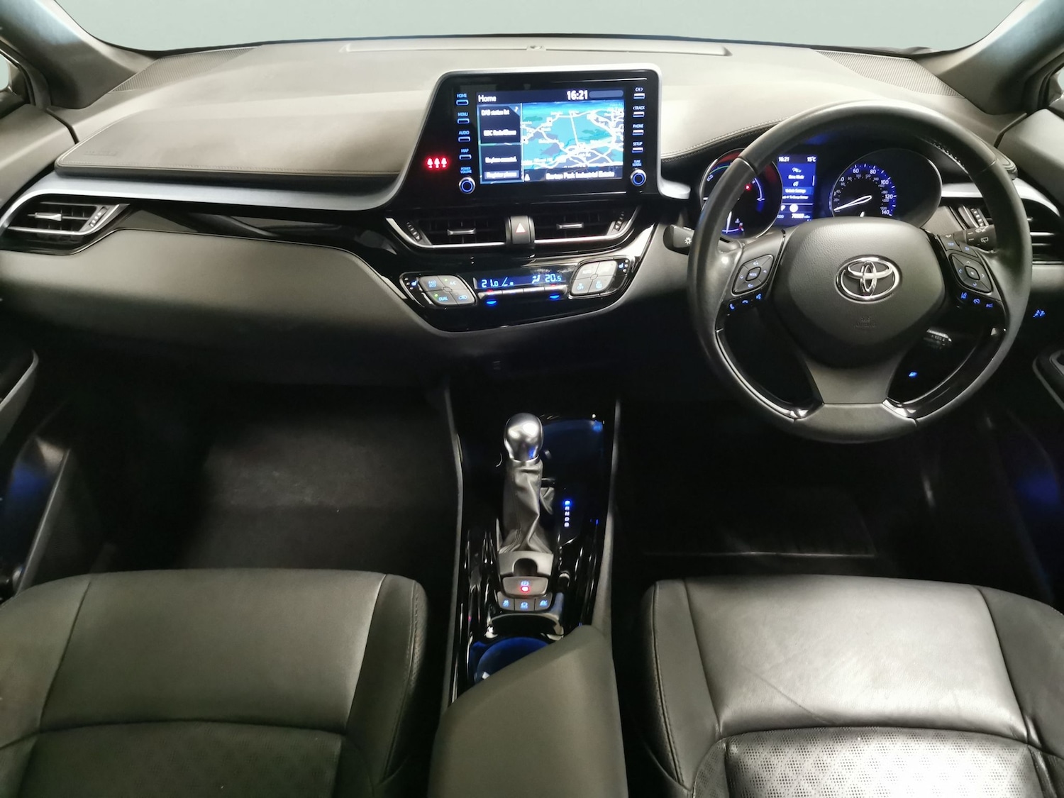 Used Toyota C-HR 2021 for sale - 76758108: Photo 8