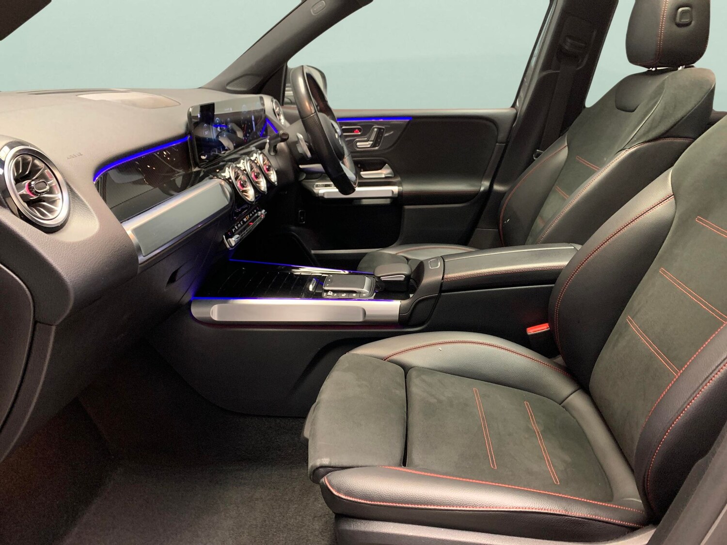 Used Mercedes-Benz GLB 2022 for sale - 76540322: Photo 4