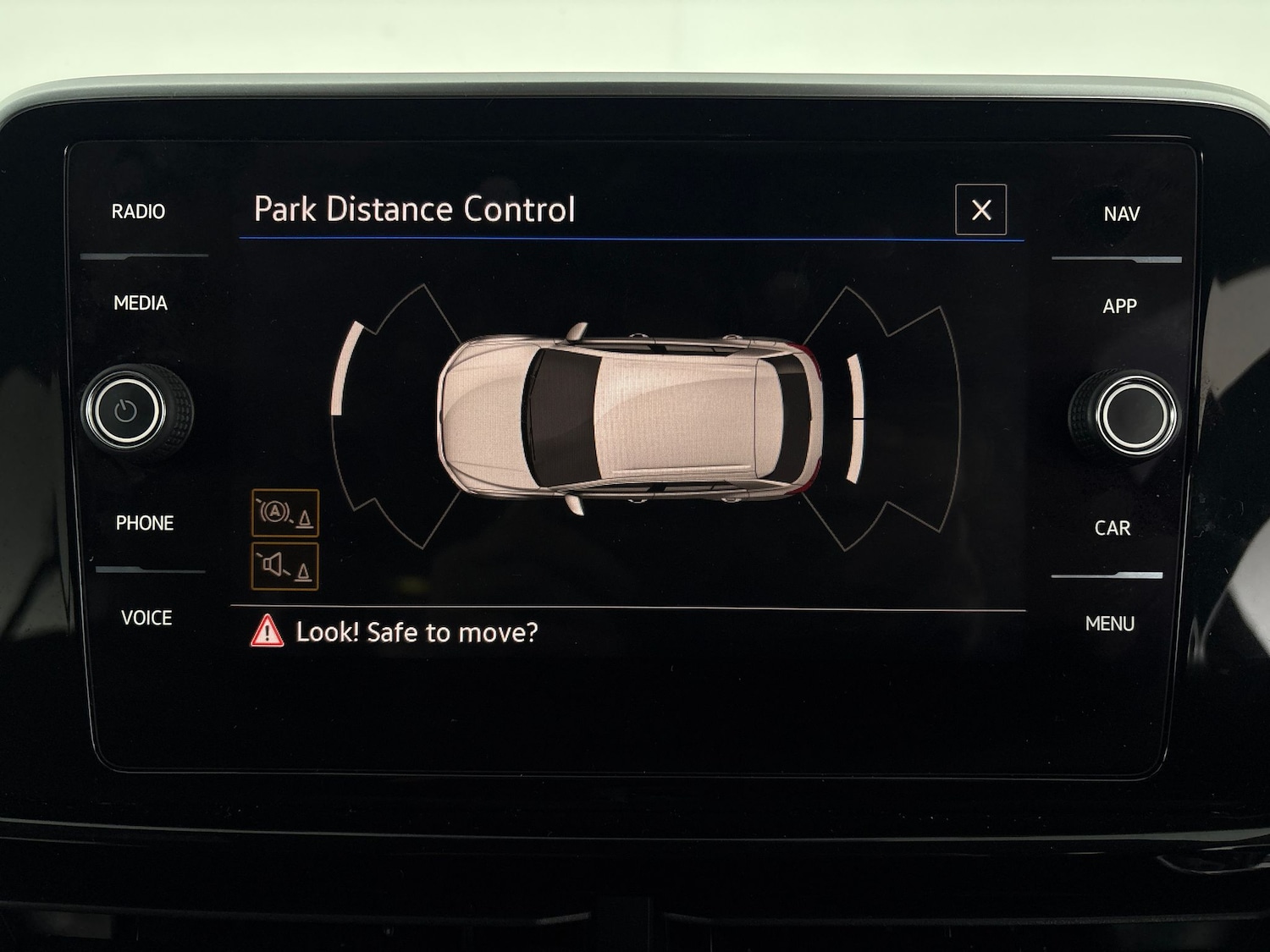 Used Volkswagen T-Roc 2024 for sale - 77896627: Photo 18