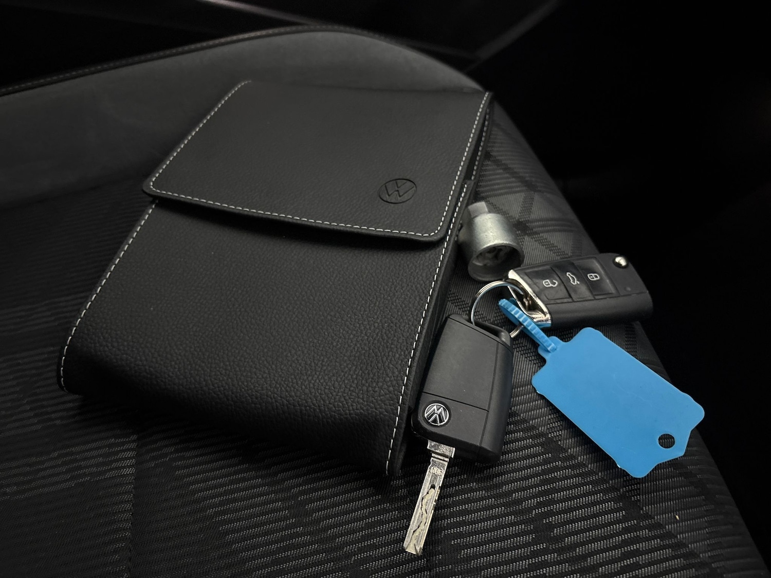 Used Volkswagen T-Roc 2024 for sale - 77896627: Photo 35