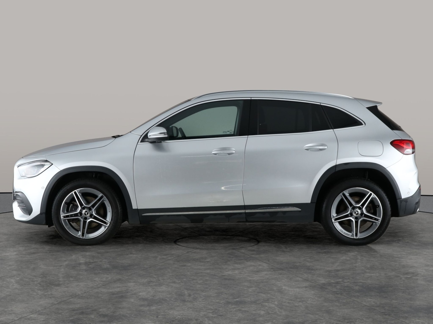 Used Mercedes-Benz GLA 2021 for sale - 76818956: Photo 15