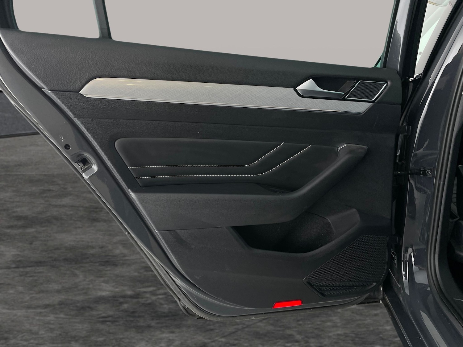 Used Volkswagen Passat 2021 for sale - 77404285: Photo 32